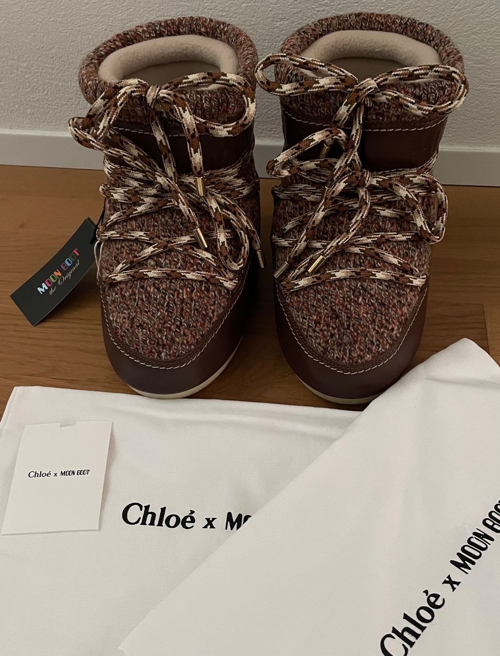 Chloé Scarpe da donna: MOON BOOT X CHLOE – Nuovo e nell'imballaggio originale da Schaffhausen venduto da London114 2