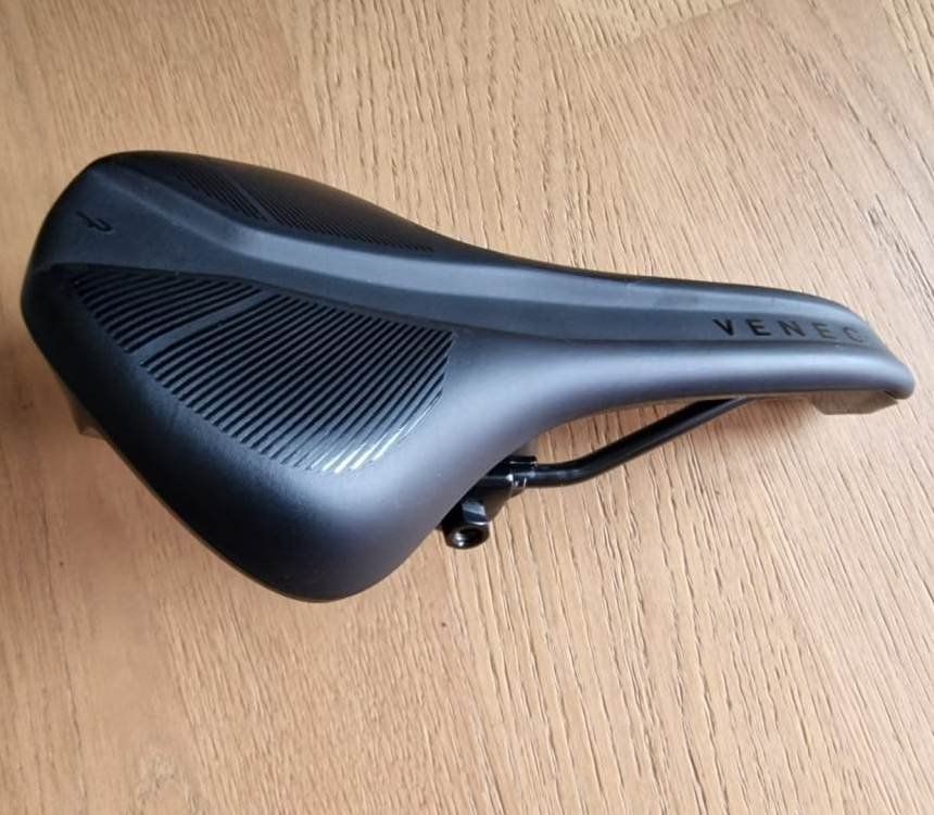 Pièces détachées: Velo * Bike * Sitz von VENEC – D'occasion à Chur par elektronikmarkt 4
