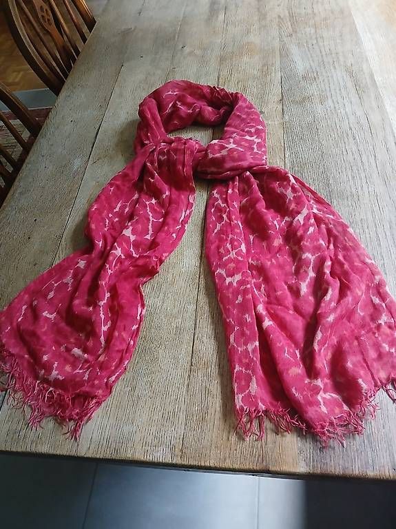 Foulard & Sciarpe: Langer Schal rot – Usato da Arlesheim venduto da edmss