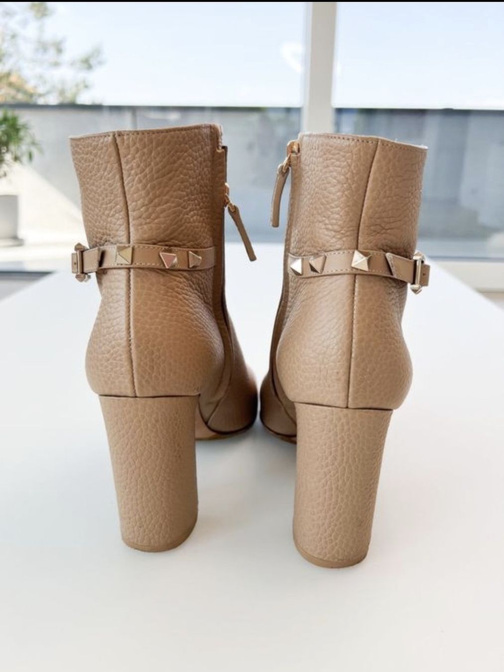 Valentino Damenschuhe: Valentino Garavani Rockstud Boots 37 – Neu (gemäss Beschreibung) aus Egg b. Zürich von hotsexyfashioncat 1