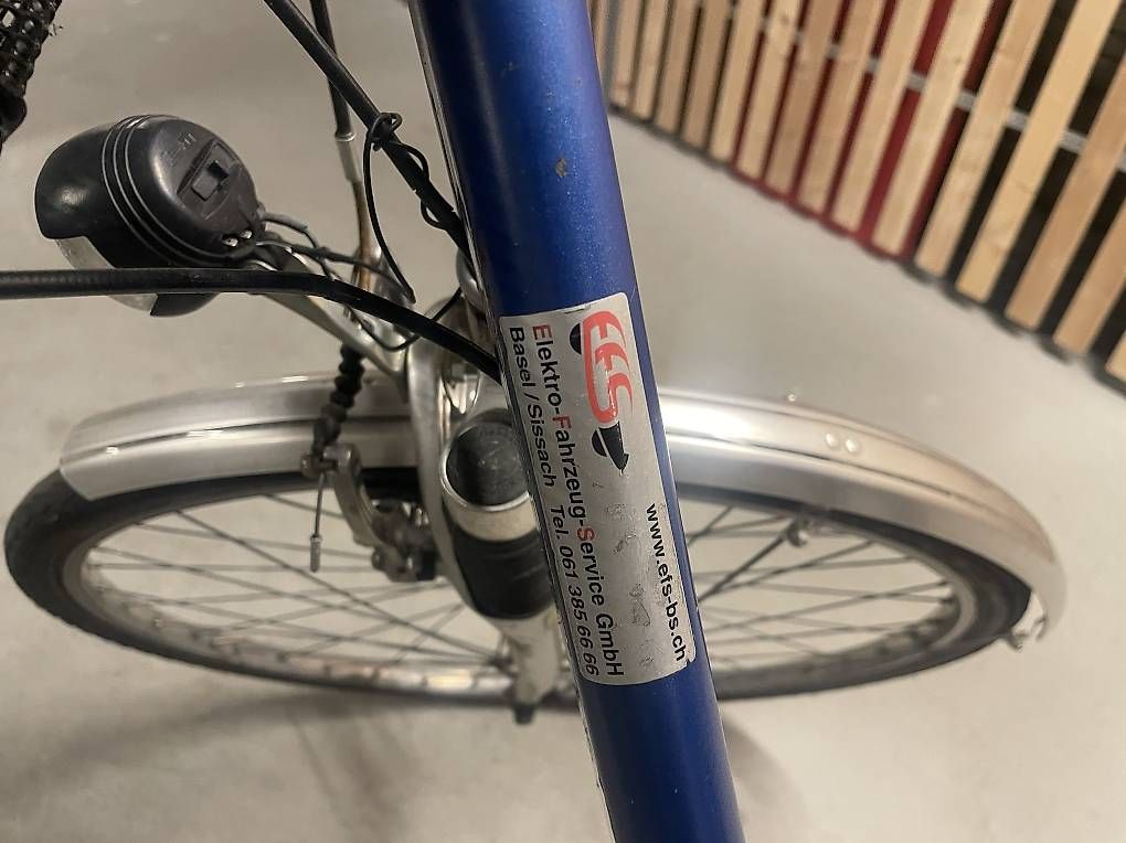 Biciclette: Damenvelo Blau Marke Batavus – Usato da Basel venduto da yag2ru 1