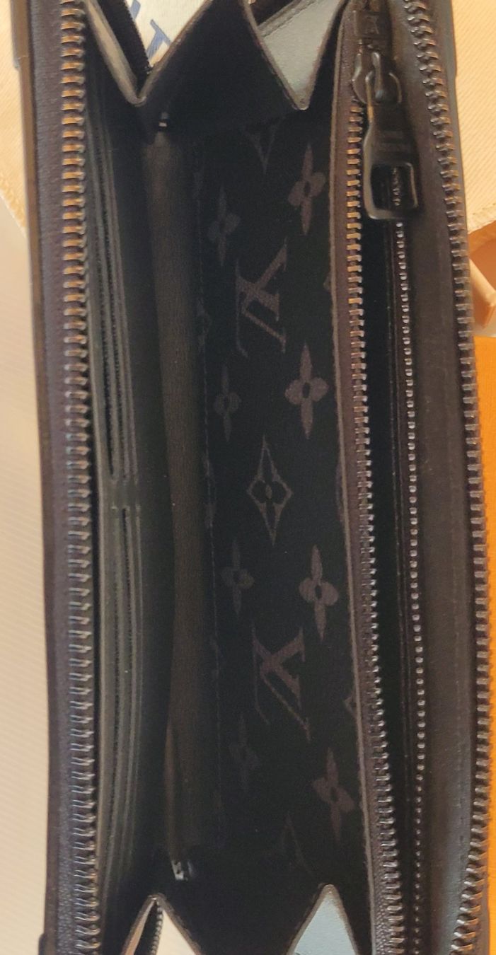 Louis Vuitton Portemonnaies: Louis Vuitton Monogramm ZippY Wallet – Neuf (Voir description) à Balsthal par Marche 7