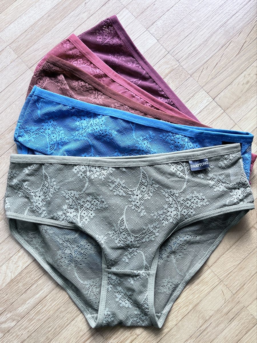 Altra biancheria intima: Damen Slips, Gr. M, leicht transparent, neu – Nuovo e nell'imballaggio originale da Ittigen venduto da franzis6