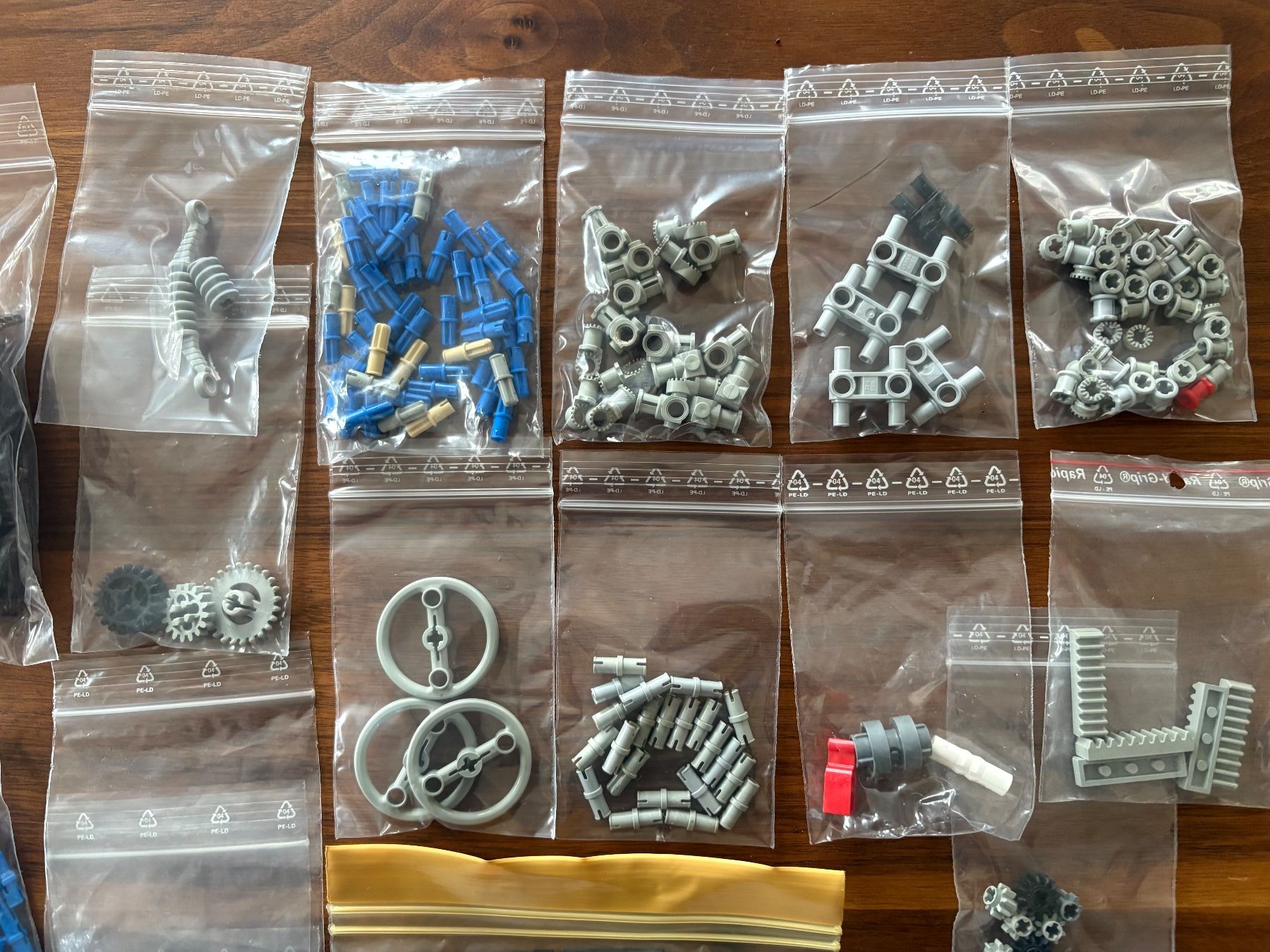 Lego Kit di costruzioni: Lego Technic: Zahnräder und viele weitere Technic Teile – Usato da Schwändi GL venduto da Lego_und_co 4