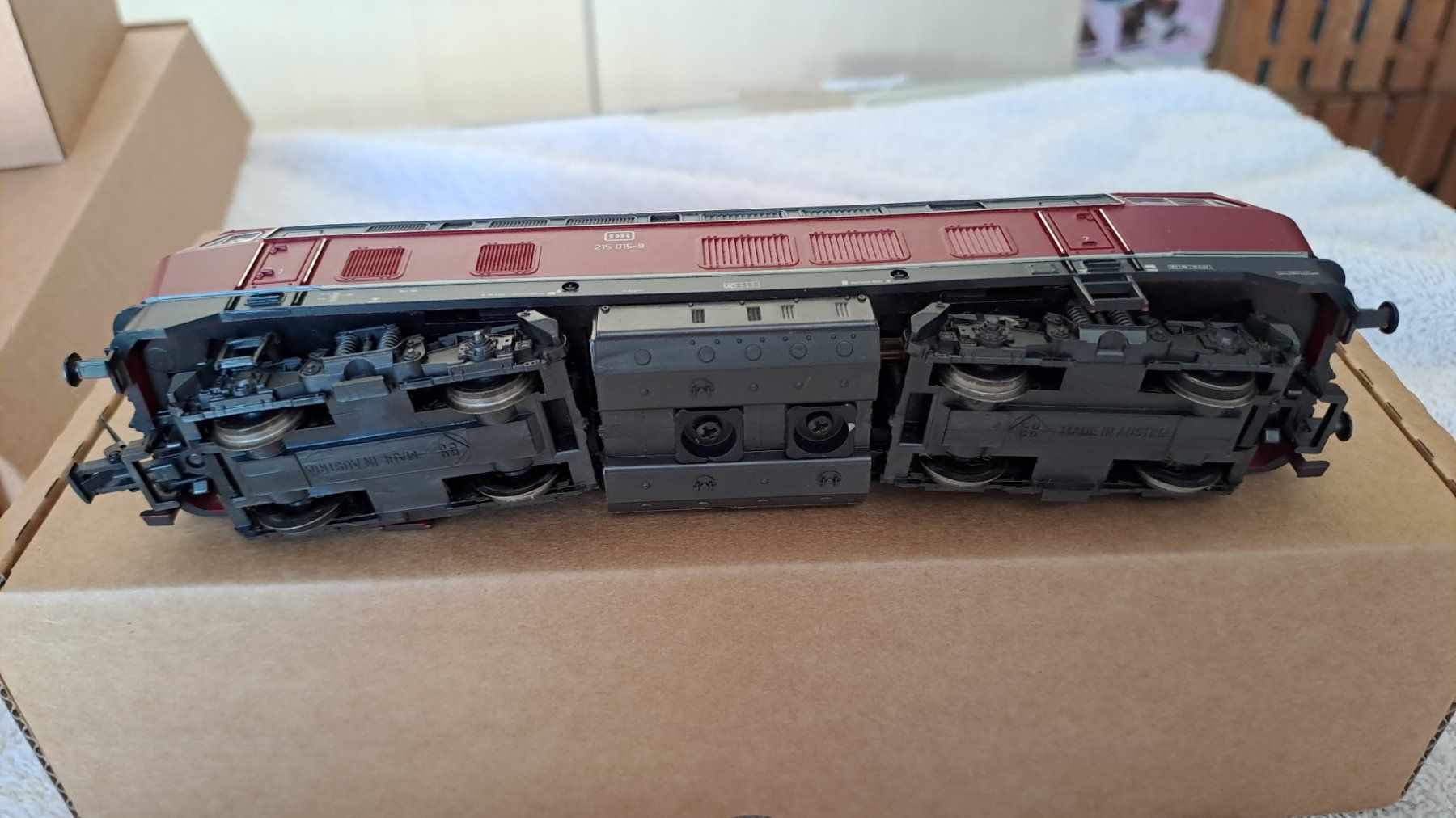 Lima Modellini di ferrovie: Lima DB diesellok BR 215 H0 GL / 40 – Usato da Winterthur venduto da Riebeli333 5