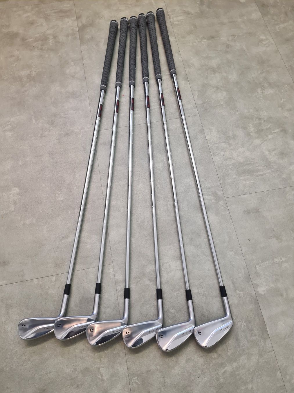 Taylor Made Schläger & Sets: Golfset Eisensatz Taylor Made P 770 LH – Gebraucht aus Bern von  3