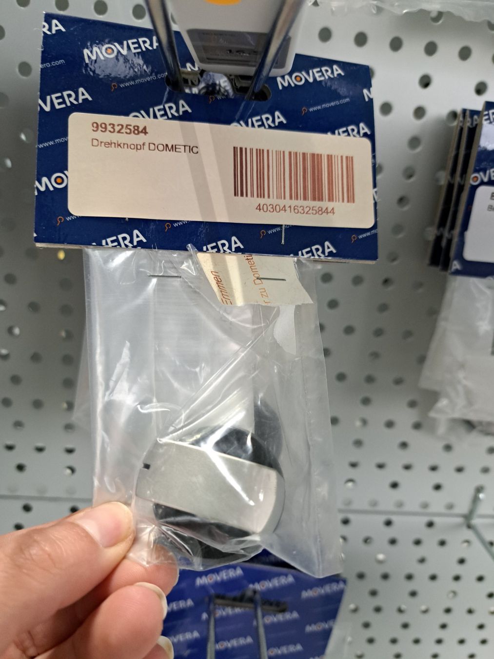 Accessori per altri veicoli: 407151328 - Drehknopf – Nuovo e nell'imballaggio originale da Emmen venduto da CZ6032 1