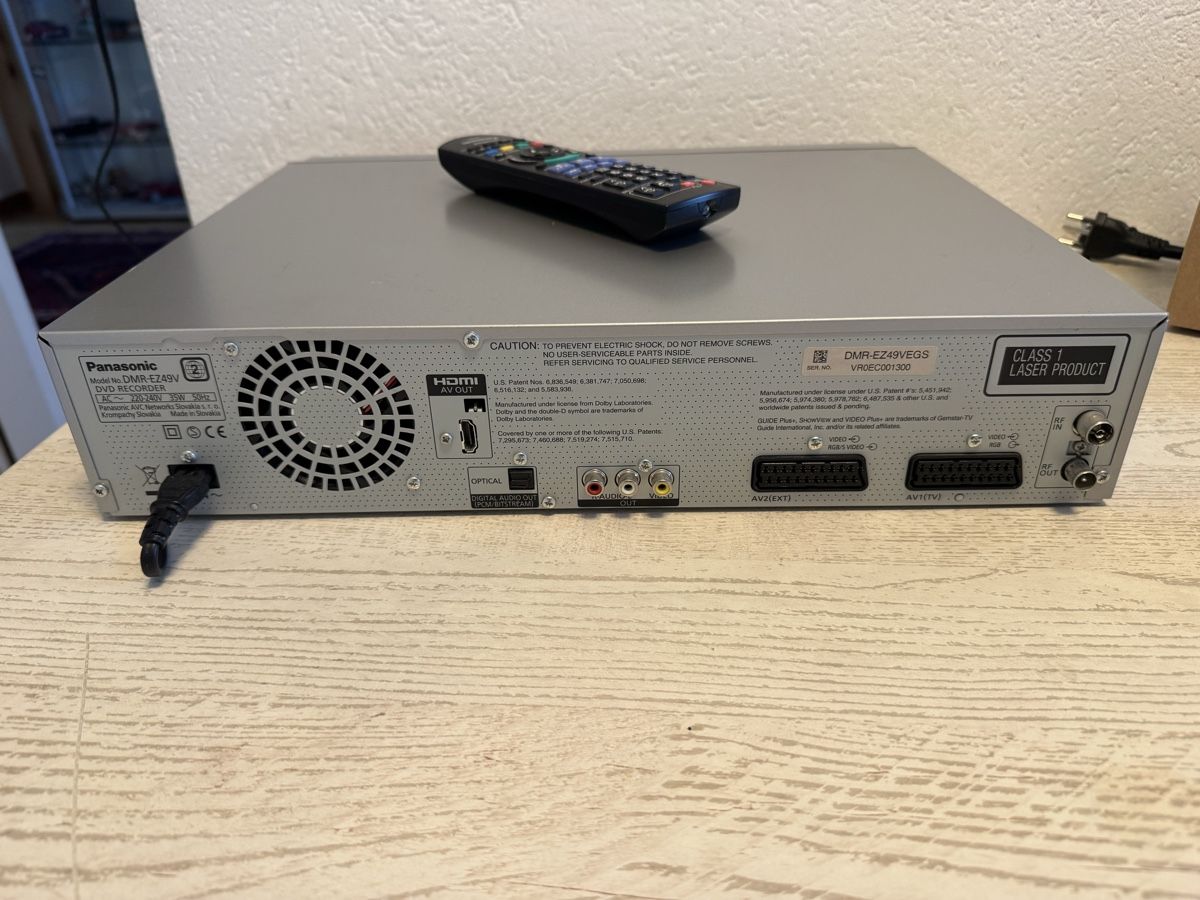 Panasonic Aufnahmegeräte: Panasoni dmr-ez49v vhs dvd recorder – Gebraucht aus Zunzgen von milesdavis76 7