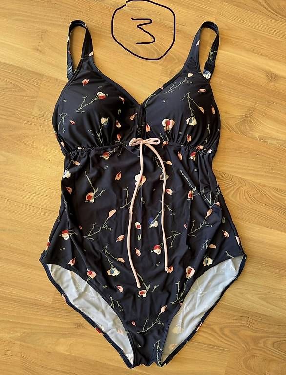 Costumi da bagno & Bikini: Schwangerschafts-Badeanzug, Gr. XL – Usato da Grenchen venduto da ja.ger