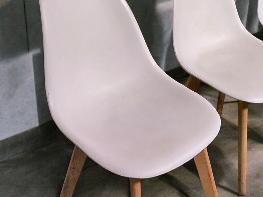 Stühle: 2 Plastic Side Chair – Gebraucht aus Zürich von Pinogaudio 2