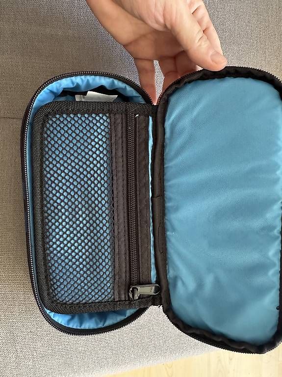 Plumiers: Dakine Etui – D'occasion à Rickenbach ZH par MayleaNuur 1