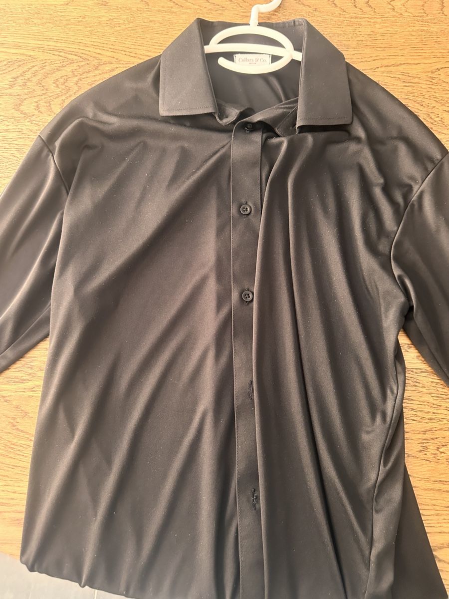 Camicie: Collars & Co. Men's Button-Up Shirt - Size Medium - Black – Usato da Gattikon venduto da 386ComicEmpire