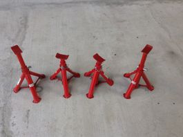 4 Unterstellböcke 28  - 37 cm hoch, 2 t, klappbar