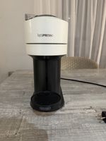 Nespresso Vertuo Kaffeemaschine Schwarz/Weiss