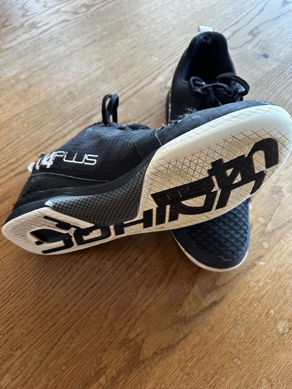 Herrenschuhe: Unihoc Turnschuhe Grösse 41 – Gebraucht aus Niederbüren von Hudi_1974 1