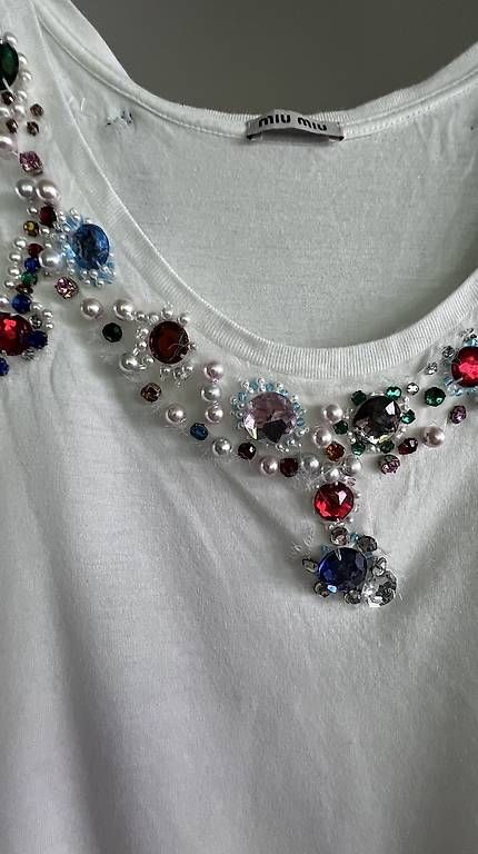 Top: Original Miu Miu Top mit Schmucksteinen – Usato da Zürich venduto da JustynaB 2
