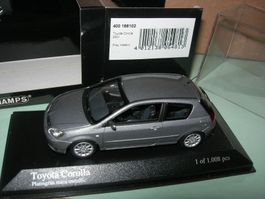 Toyota Corolla 2001 grau * Minichamps 1:43