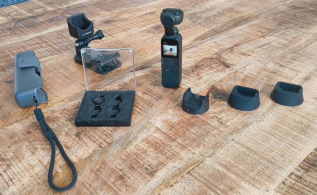 DJI Action Cam: DJI Osmo Pocket caméra 4K stabilisée pack accessoires – Usato da Le Locle venduto da SwissT0y