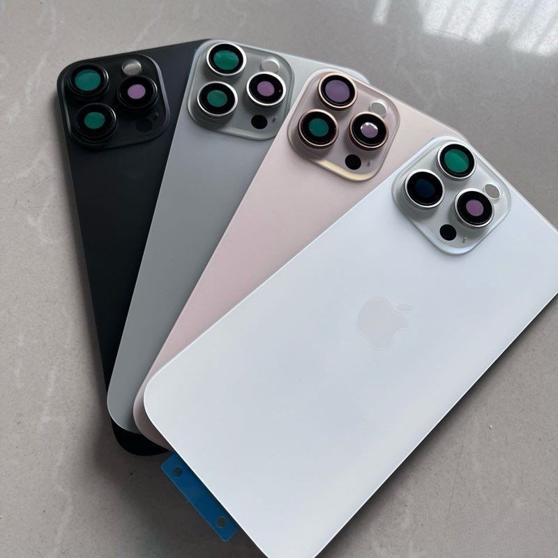 Apple Telefoni cellulari / Smartphones: Vitres arrière iPhone 16 Pro | Qualité Premium – Nuovo e nell'imballaggio originale da Vicques venduto da samyboy