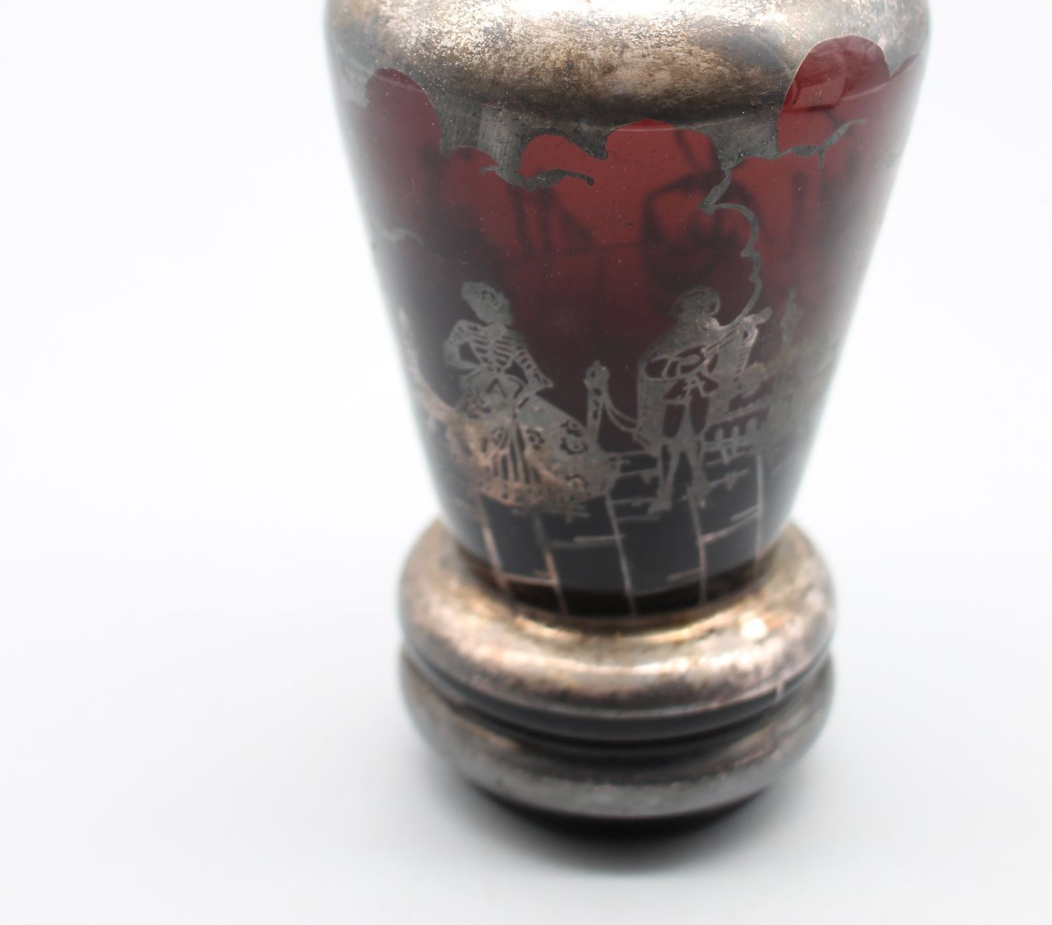 Carafes: Antike Karaffe Rubinrot mit Silberauflage – D'occasion à Bruettisellen par Collector_Store 3