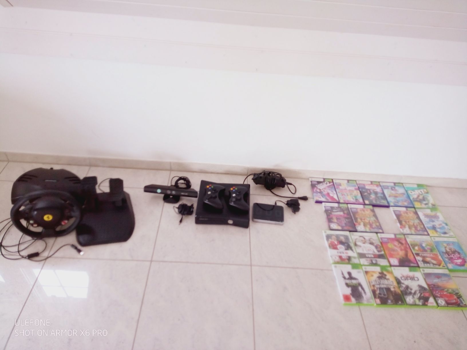 Console: Xbox 360 Konsole mit Kinect, Spielen und Lenkrad – Usato da Volketswil venduto da Car1
