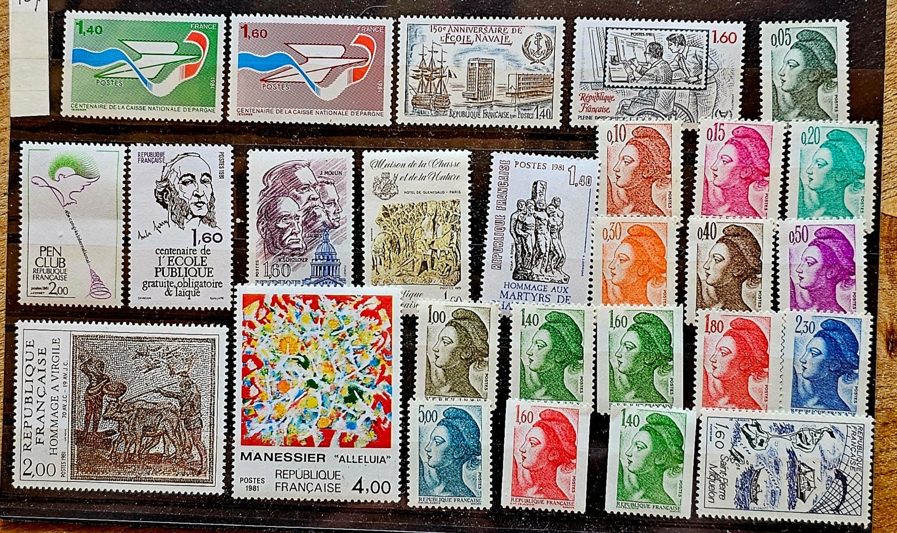 Tutti i francobolli: FRANCE timbres neufs **, 1981-82 – Nuovo (secondo la descrizione) da Les Valettes venduto da Nuba1