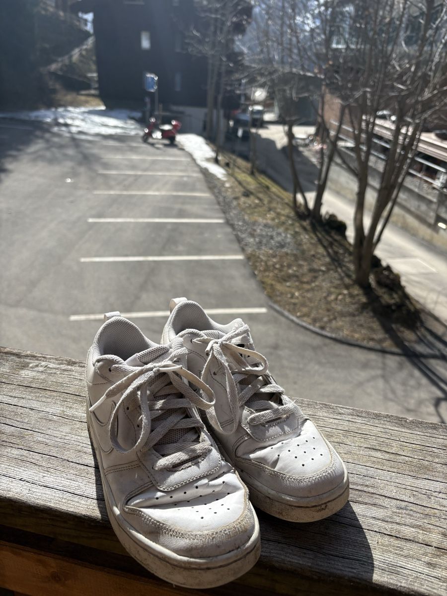 Nike Scarpe da uomo: Nike shoes white 41 – Usato da Wengen venduto da Kienzler240509 1