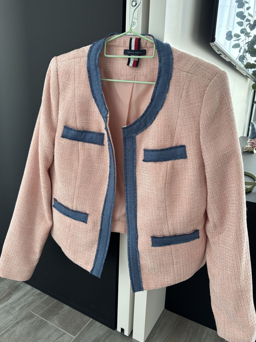 Tommy Hilfiger Giacche: Tommy Hilfiger Tweed Jacket - Pink & Blue - Size 8 – Nuovo e nell'imballaggio originale da Dübendorf venduto da eli_dt6x