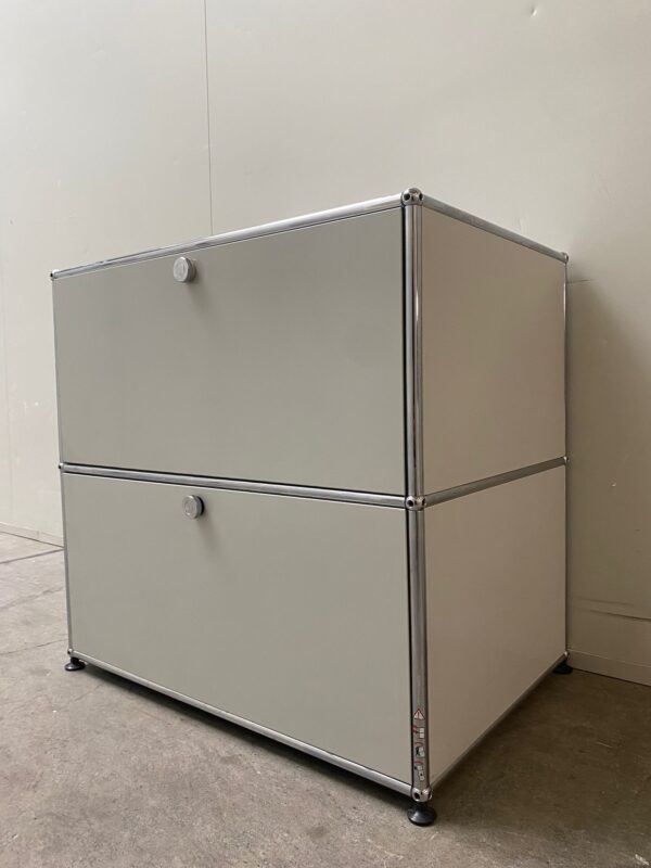 USM Scaffali: USM Haller Sideboard/Lieferung gratis – Usato da St. Gallen venduto da MSMoebelhandel 2