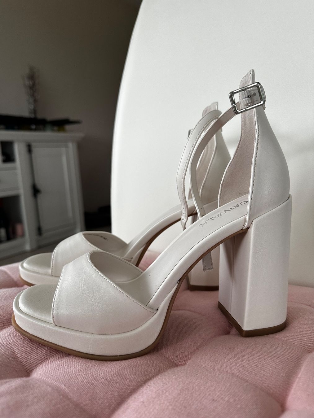 Damenschuhe: Brautschuhe 38 – Neu und originalverpackt aus Boningen von charming_ 1