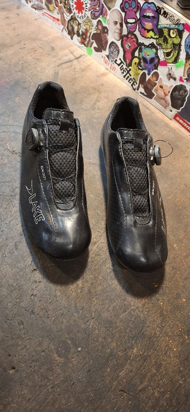 Scarpe da uomo: Rennrad Schuhe LAKE cx301 Gr 43 – Usato da Adliswil venduto da trujillo01 1