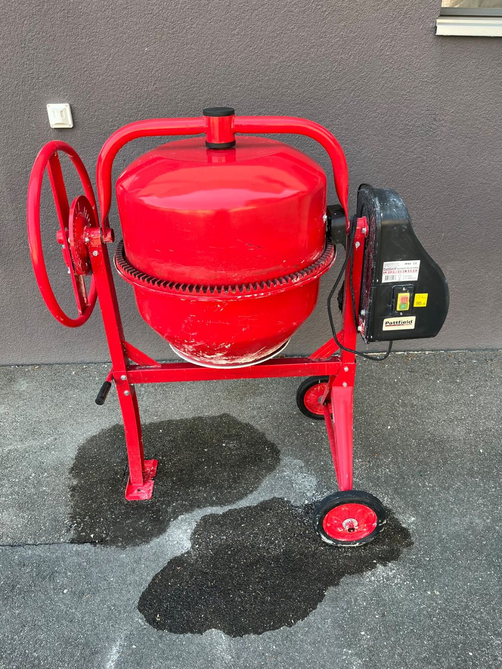 Tutte le macchine: Bétonnière 140litres – Usato da sorens venduto da buburuza01