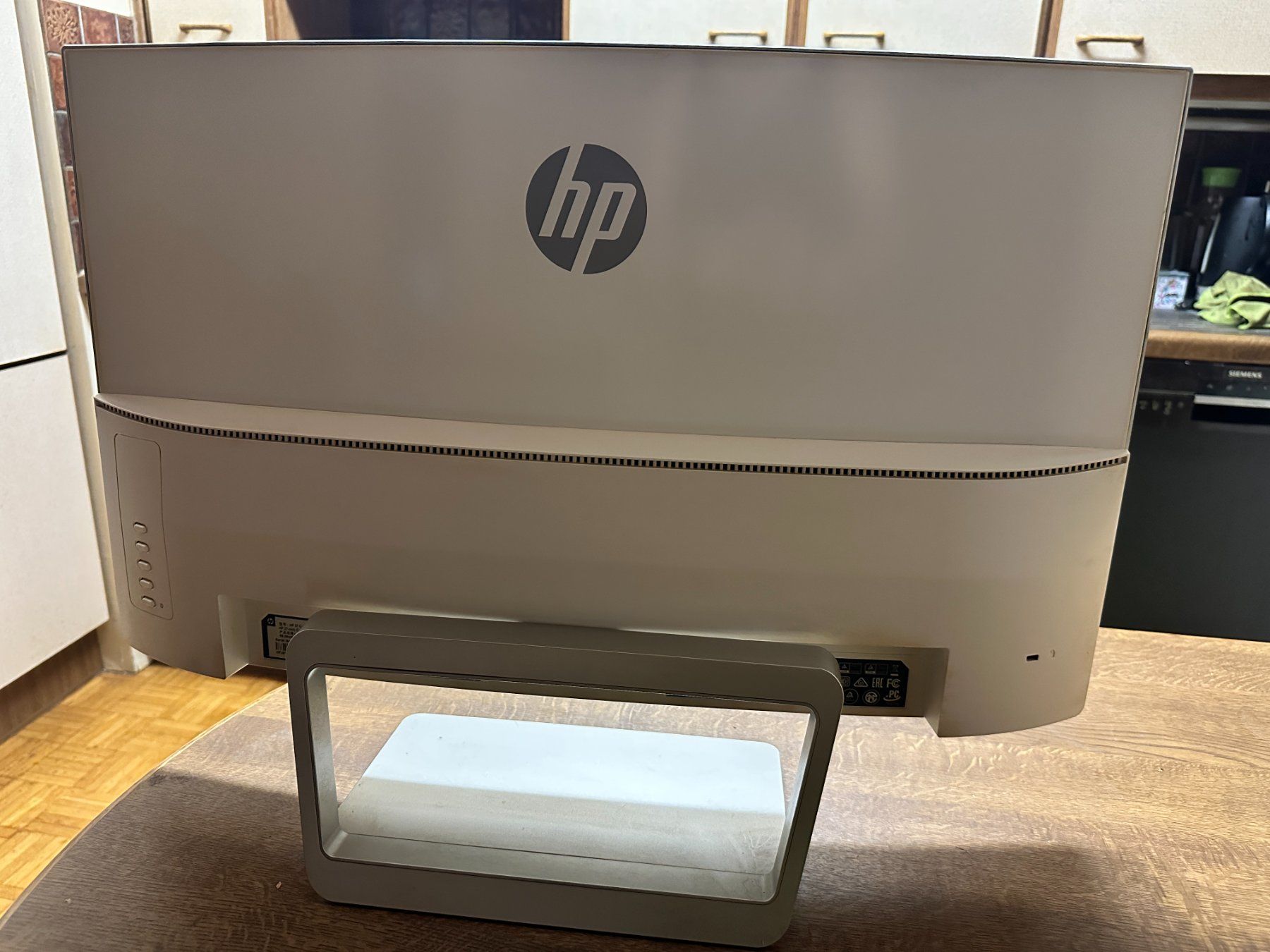 Hewlett Packard Monitor: HP 27c Curved Display 27" – Usato da Baar venduto da Acai82 1