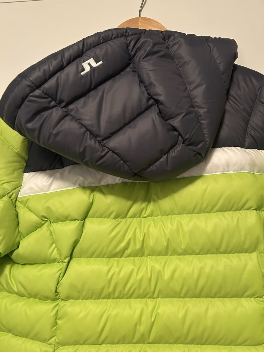 Lindeberg Giacche: Lindeberg Jacke  – Nuovo (secondo la descrizione) da Zürich venduto da whitelily 1