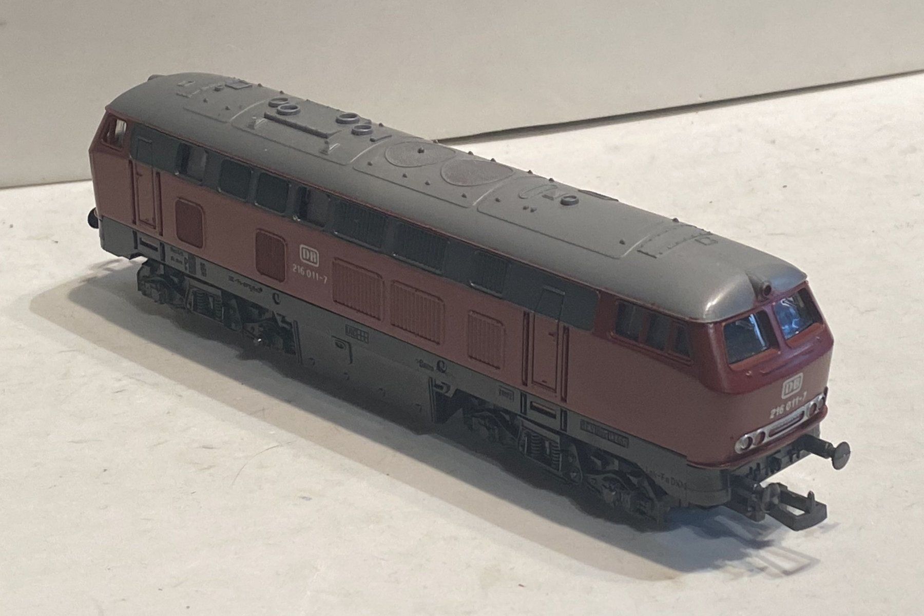 Lima Modelleisenbahnen: Lima Diesel-Lok DB 216 011-7 – Gebraucht aus Sonceboz-Sombeval von Decolove 1