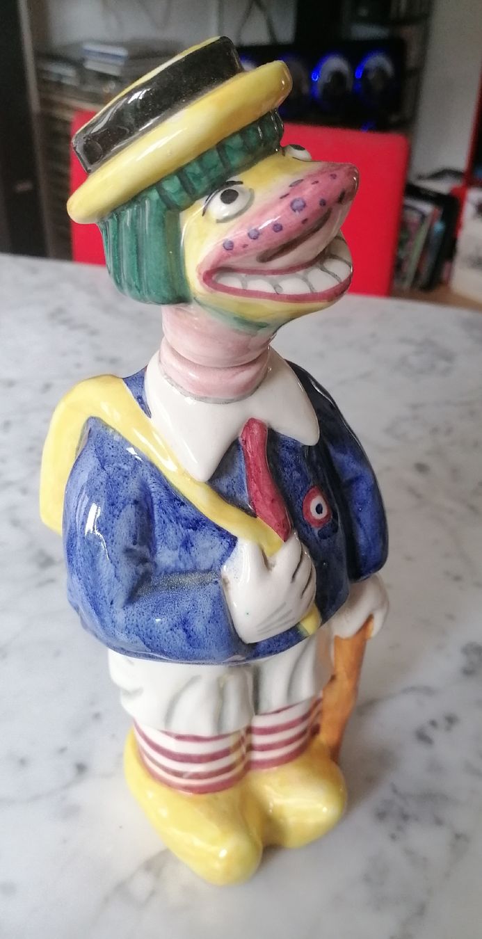 Statuette: FASNACHTSFLASCHE RARITÄT – Nuovo (secondo la descrizione) da Pratteln venduto da ThereseZ