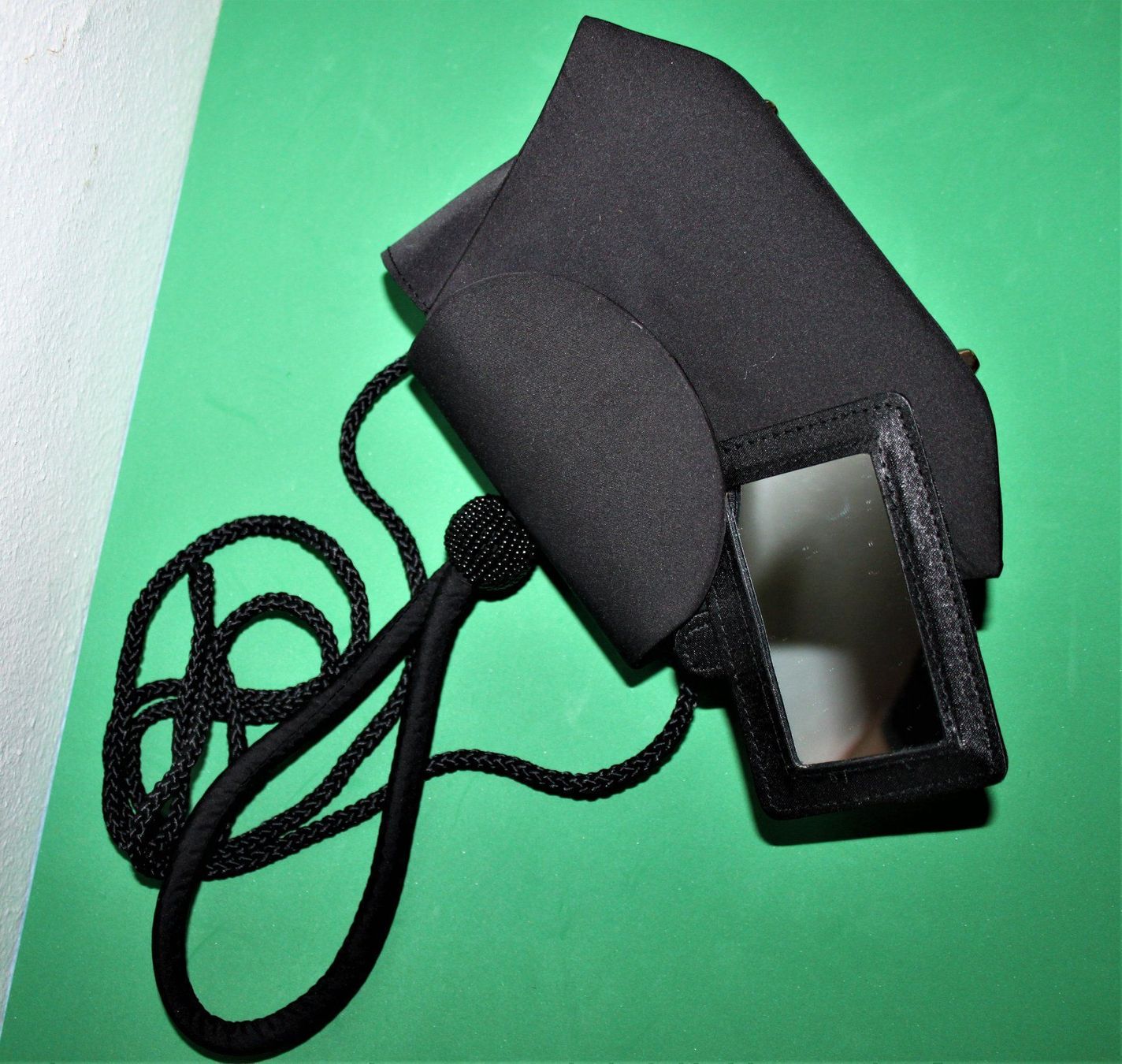 Taschen für Damen: Aparte kleine Umhängetasche – Gebraucht aus Otelfingen von Jupi07 4