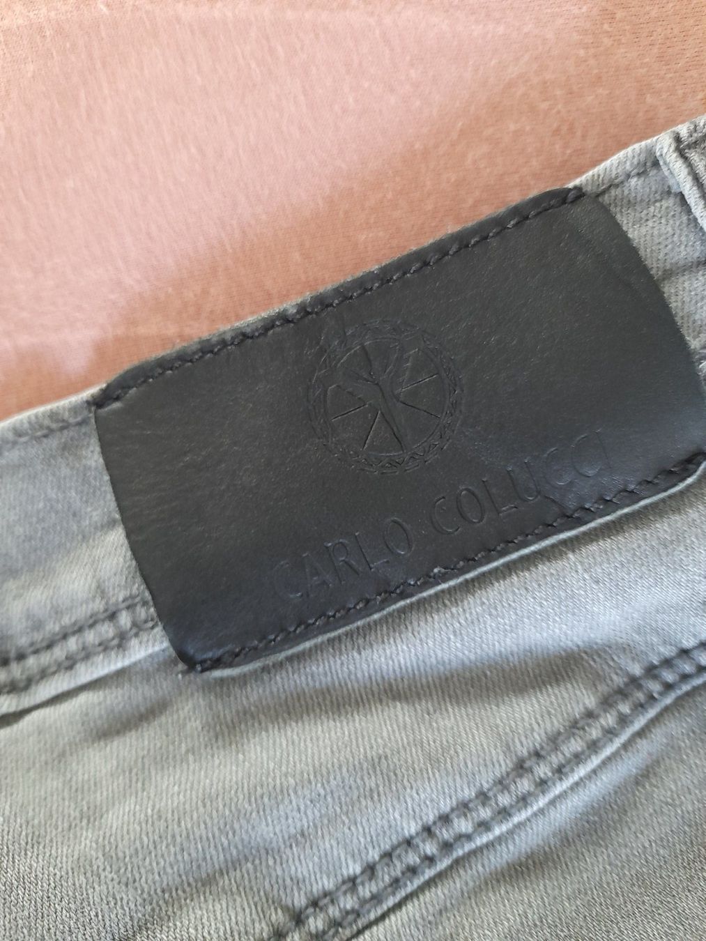 Carlo Colucci Jeans: Carlo colucci jeans grau – Nuovo e nell'imballaggio originale da Gwatt (Thun) venduto da B.D.999 6