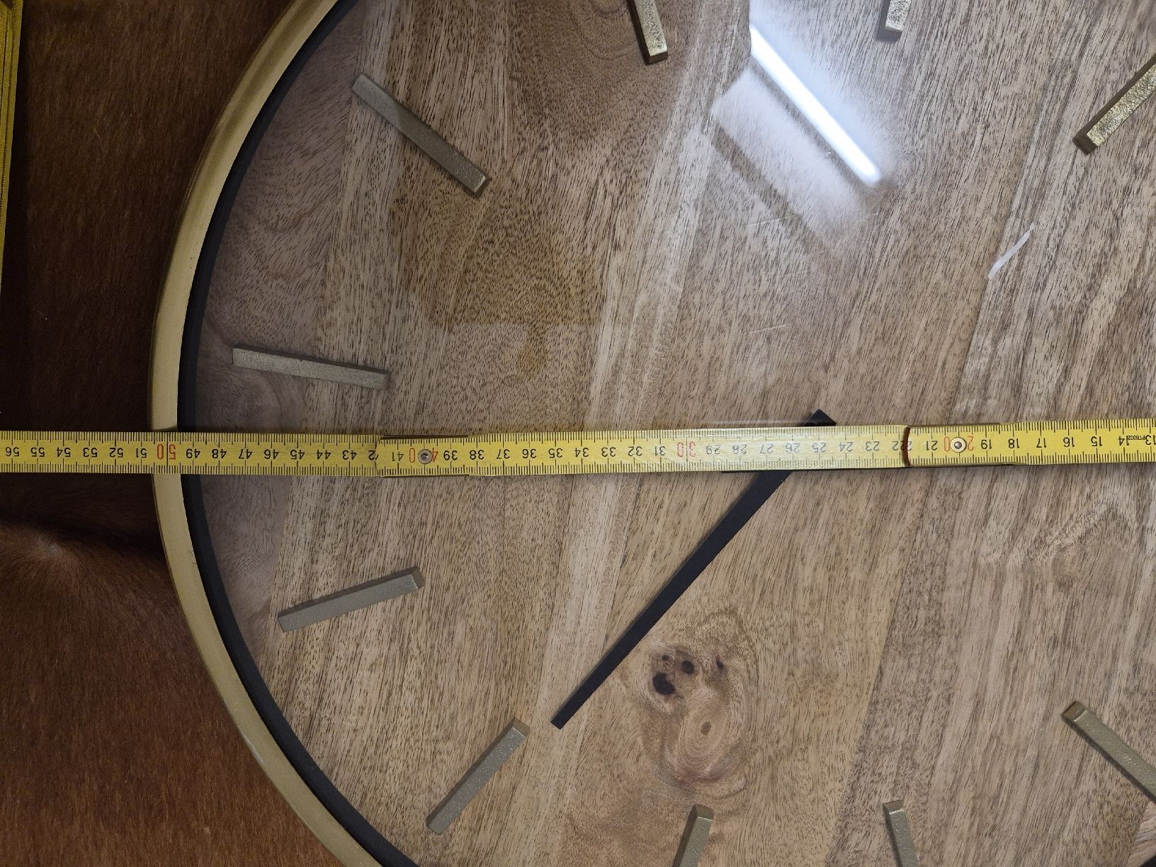 Orologi da terra & Orologi da parete: Schöne Wanduhr. Durchmesser 51 cm. – Usato da Oberentfelden venduto da Natallia. 1