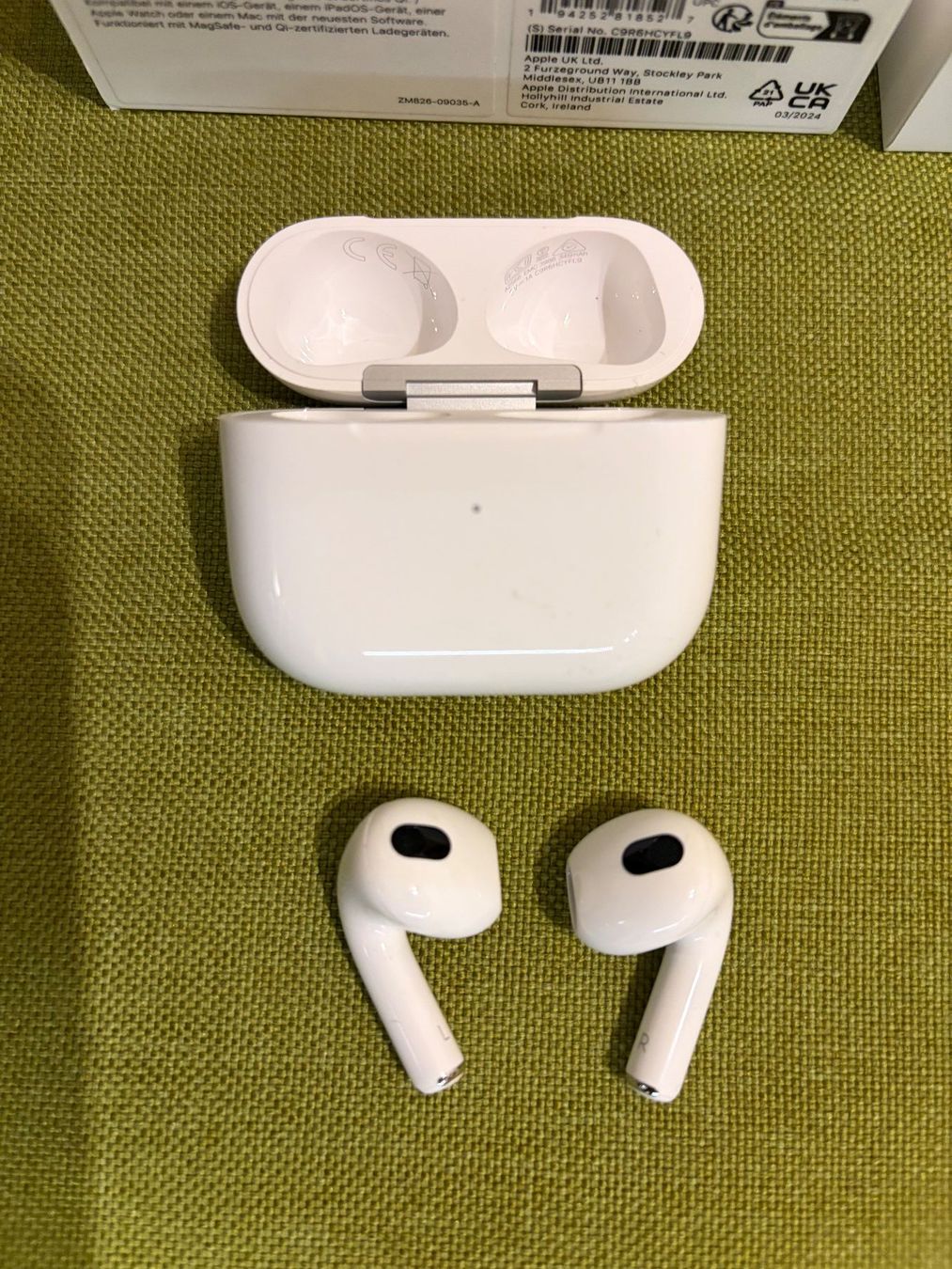 Apple Kopfhörer: Apple AirPods 3. Generation mit Ladecase. – Gebraucht aus Uetendorf von Superaebi 2