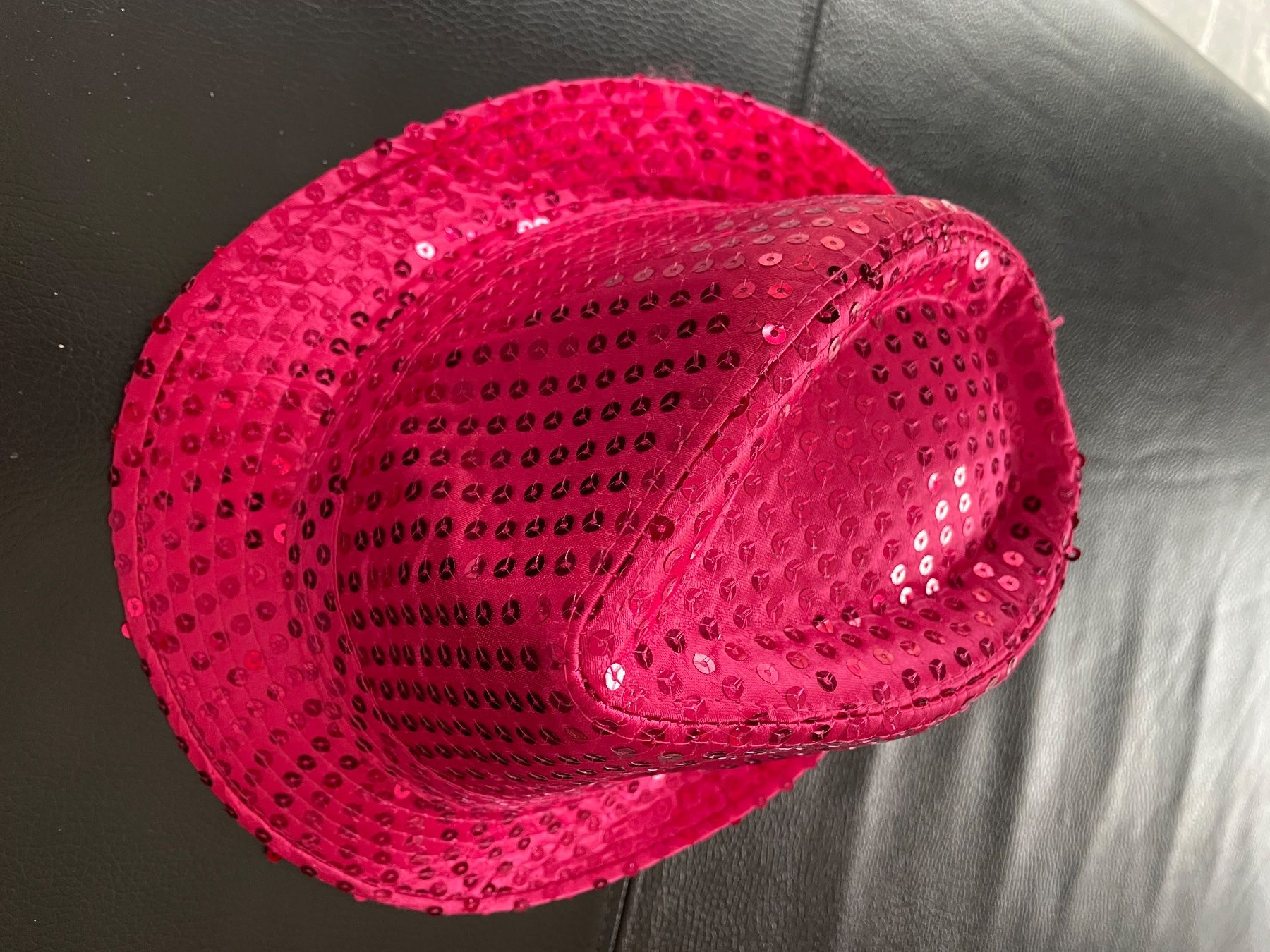 Hüte, Mützen & Caps: Party Hemd & Hut pink – Neu (gemäss Beschreibung) aus Bremgarten AG von Honeybooker 2
