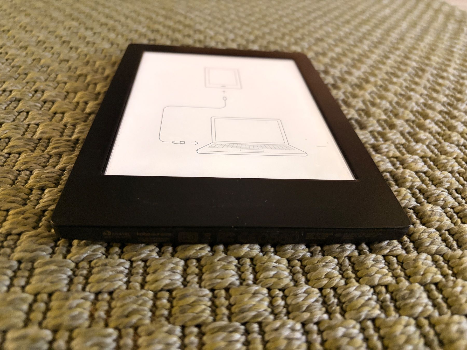 Kobo Tablet PC: Kobo H2O Ebook Reader – Usato da Binningen venduto da Doomloop 2