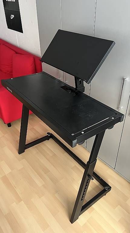 Tavoli: Vonyx Mobiler DJ Tisch DB10 – Usato da Obernau venduto da Elia.Schumacher 2