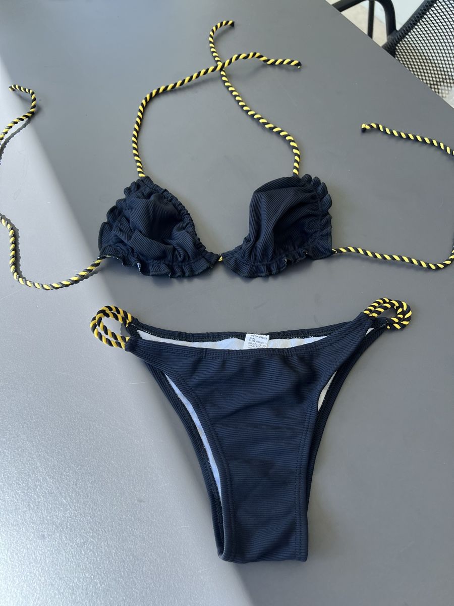 Costumi da bagno & Bikini: Bikini Brazilian – Nuovo (secondo la descrizione) da Eglisau venduto da Hermes10