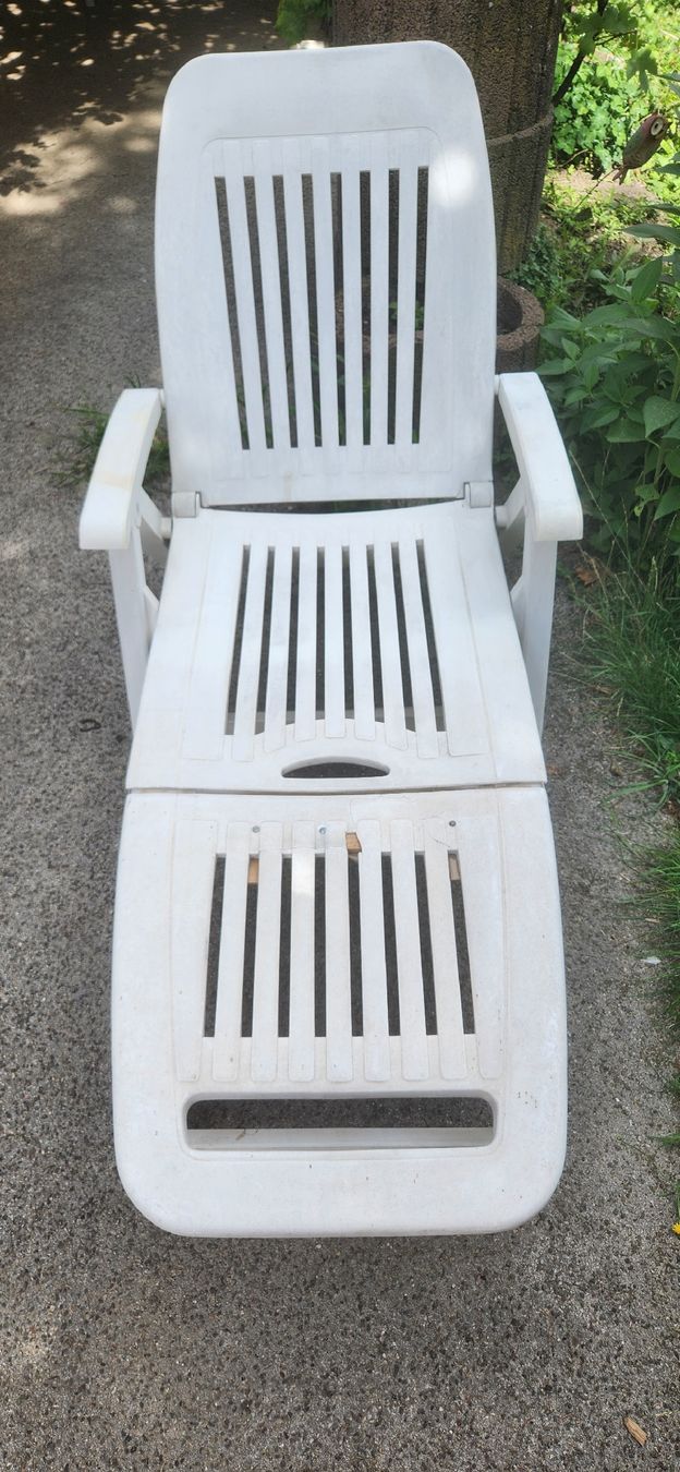 Liegen & Liegestühle: Garten Liegestuhl – Defekt aus Bonfol von mai_p9rx