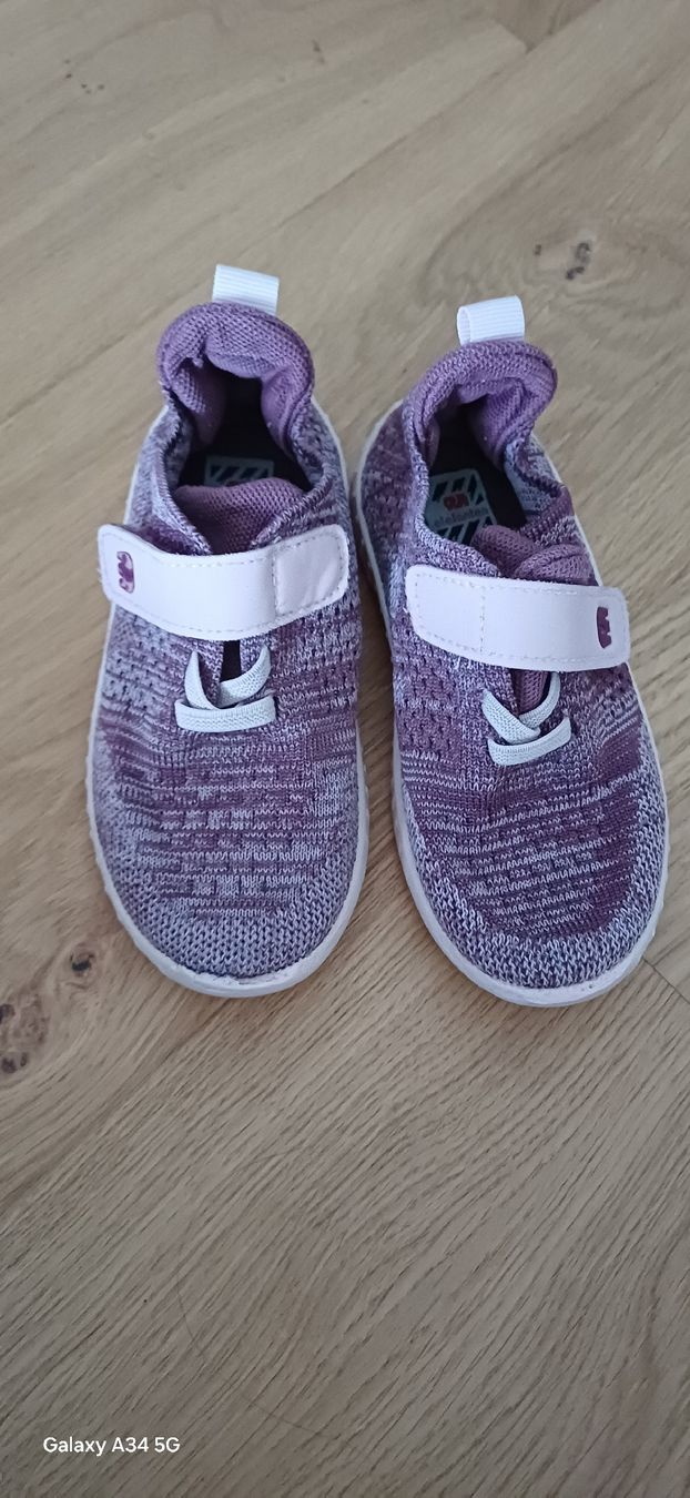 Elefanten Scarpe per ragazze: Kinder Turnschuhe violett Gr.26 – Usato da Riniken venduto da Lessy- 1
