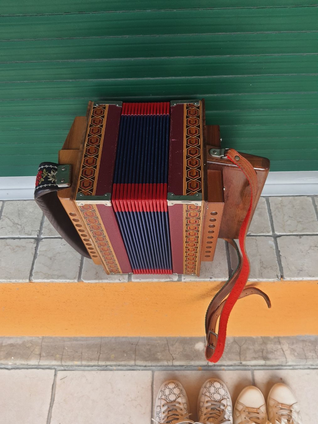 Strumenti musicali: zanin orgeli – Usato da Pont-de-la-Morge venduto da Mirabelle0 4