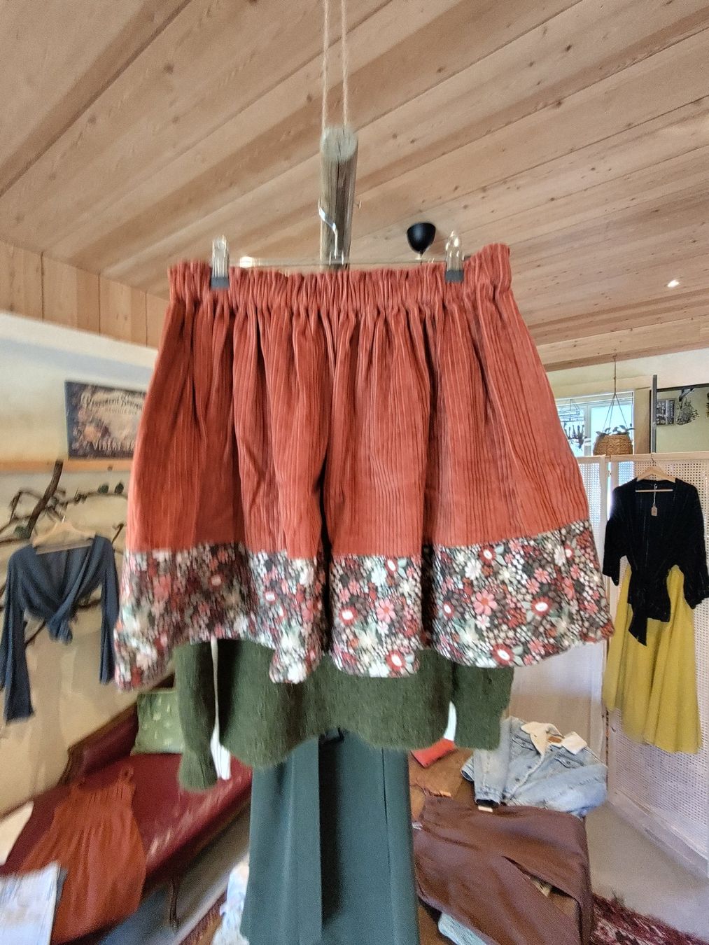 Gonne: Ires minirock Baumwolle M rot – Nuovo (secondo la descrizione) da Losone venduto da ell_nora89 1