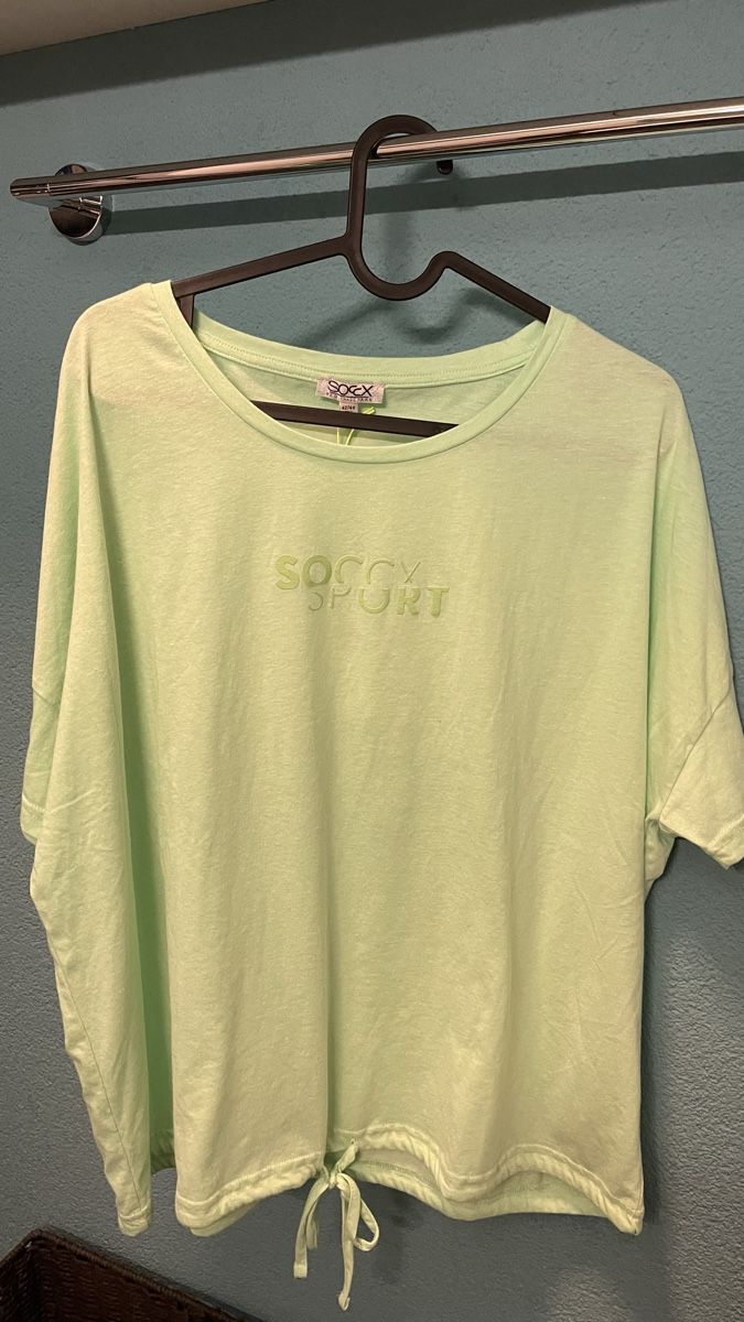 Soccx T-shirts: SOCCX T-Shirt hellgrün Grösse XL – Neuf avec emballage d'origine à Riehen par katep75