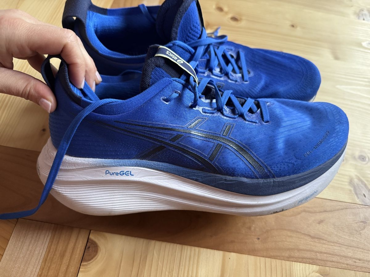 Asics Scarpe da uomo: Asics Laufschuhe, Grösse 46 – Usato da Au ZH venduto da e.nila 2